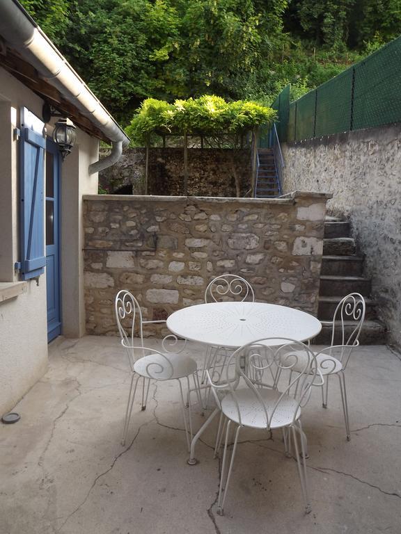 Les Volets Bleus Villa Provins Exterior photo